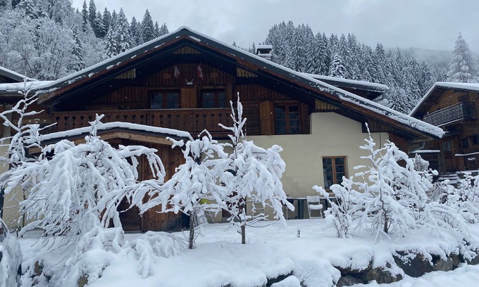 Les Contamines-Montjoie Ski Chalet | Spacieux et Chaleureux Chalet Joyeux Flocon: 7 Chambres, 6 Douches et 6 wc