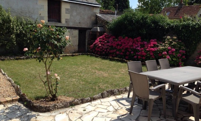 Amboise Cottage | Spacious 18th century house, Loire Valley UNESCO heritage