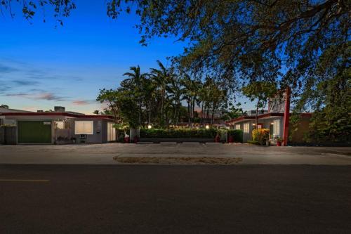 Downtown Hollywood Apartment | Spacious 1BR in Hollywood FL – Pet-Friendly Parking