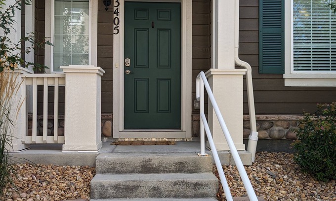 Commerce City House | Spacious 2 bedroom townhome close to DIA and hospitals.