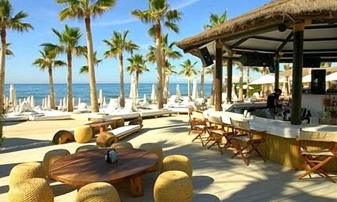 Nikki Beach Apartment | Spacious 2 bedroom apartment, great pool, 150m from beach, part of Alanda Club