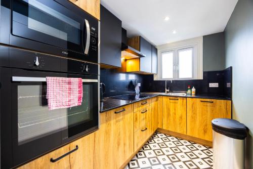 Balham Apartment | Spacious 2-Bedroom Apartment in Balham