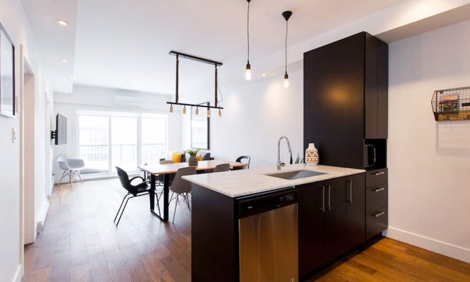 Little Italy Condo | Spacious 2 Bedroom Condo in Little Italy