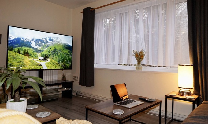 Maidenhead Apartment | Spacious 2 Bedroom Flat on Ground Floor