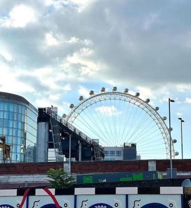 Bishop's Apartment | Spacious 2Bed/2Bath Flat next to London Eye