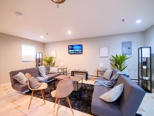 The Heights Apartment | Spacious 2BR Apartment in Jersey City - Easy NYC Access