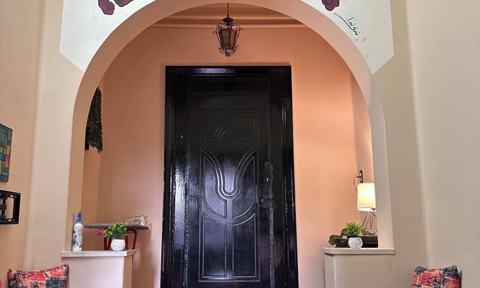 Abdin Apartment | Spacious 3-bedroom apartment in lovely Cairo. CRDT-N4
