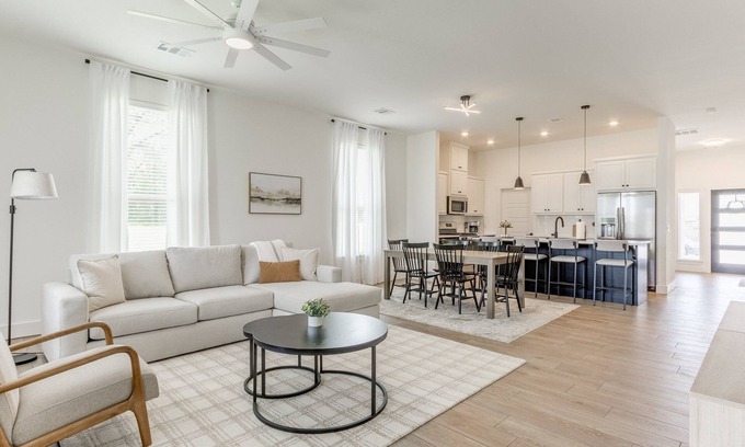 Norman House | Spacious 3-Bed, 2-Bath Retreat in Norman!