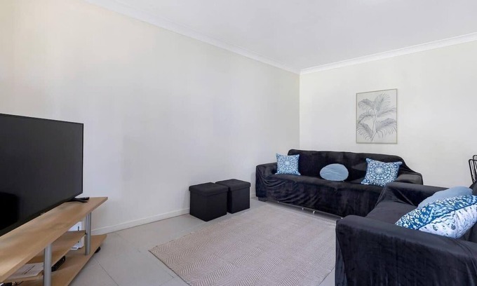 West End Apartment | Spacious 3 Bedroom apartment in St Lucia
