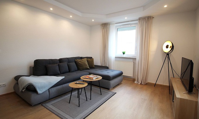 Versbach Apartment | *Spacious 3-room apartment in Würzburg*