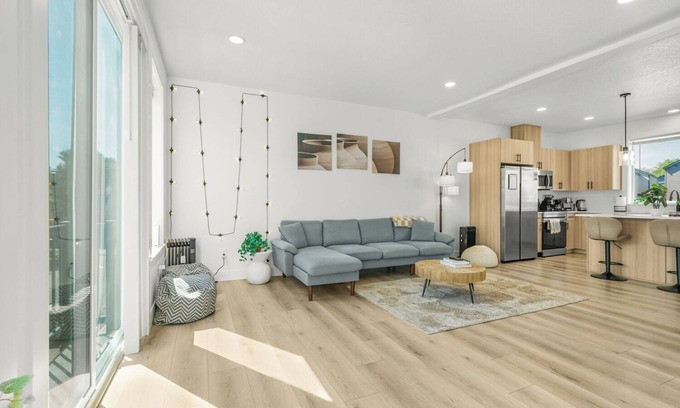 Vancouver House | Spacious 3BDRM Family Estate Near DWTN & PDX