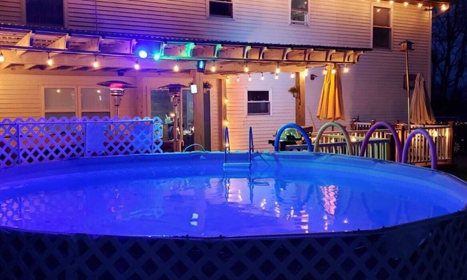 Albrightsville House | Spacious 3Bdrm with Private Pool, Hot Tub, pool table; close to Water& Ski Parks