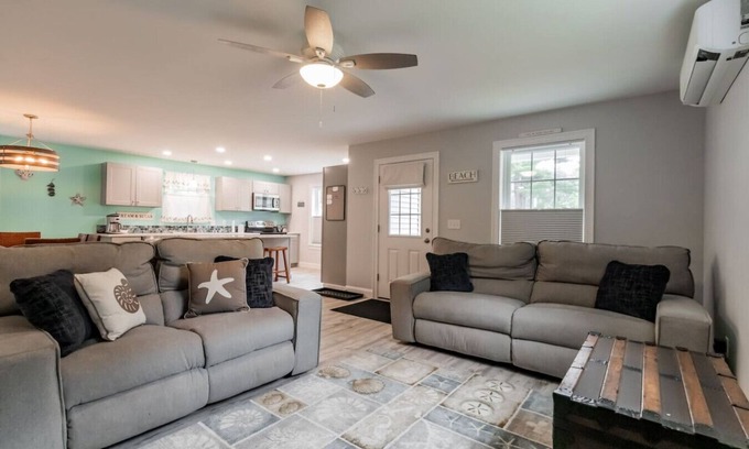 Ocean Park Apartment | Spacious 3BR/2BA Condo Close to the Ocean!