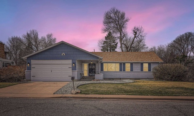 Littleton House | Spacious 4-bedroom house in charming Centennial with AC, WiFi