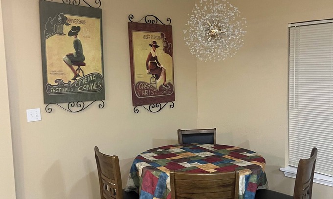 Gramercy House | Spacious 4-bedroom house with WiFi, AC in charming Gramercy