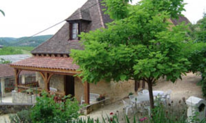 Domme Cottage | Spacious 4-bedroom house with fireplace near Domme and Sarlat