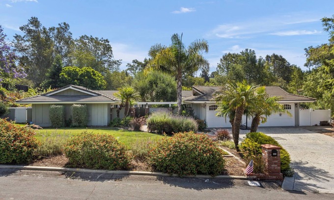 Camarillo House | Spacious 4-bedroom single-story house in tranquil Camarillo with WiFi