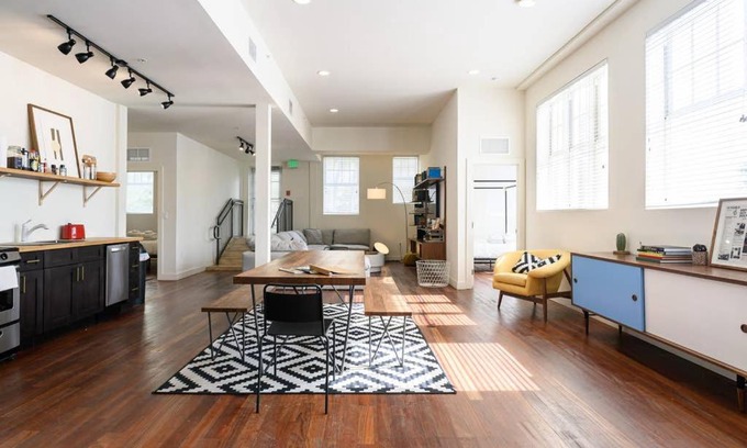 South Pointe Apartment | SPACIOUS 4bd2ba Best Neighborhood Walk to Beach