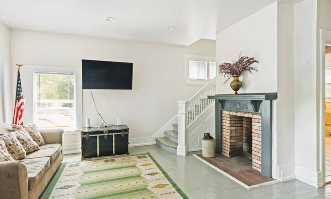 Detroit Cottage | Spacious 4BR Getaway: Perfect for Family & Friends