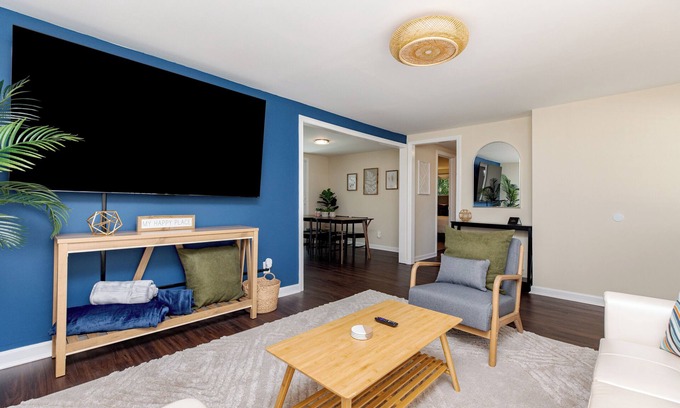 Kathleen House | Spacious 4BR | Near Fairgrounds
