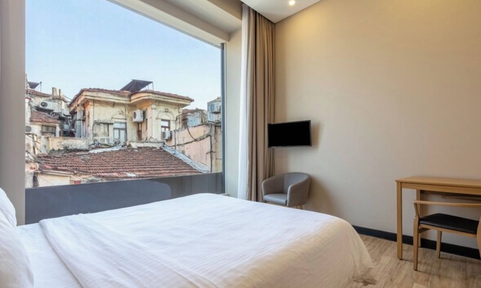 Aksaray Apartment | Spacious 5-bedroom hotel suites in terrific Istanbul with WiFi, AC