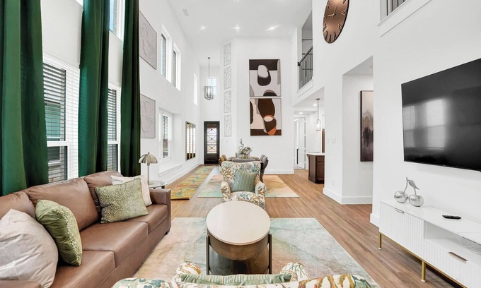 Weston House | Spacious 5-bedroom House in North TX