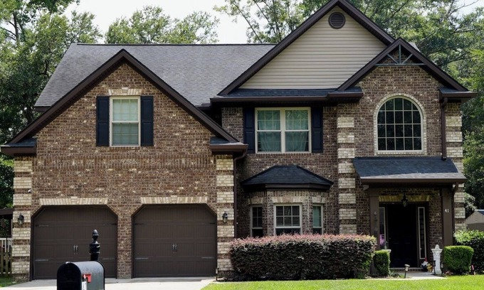 Midway House | Spacious 5-bedroom house in peaceful Midway with WiFi, AC Close to Savannah GA