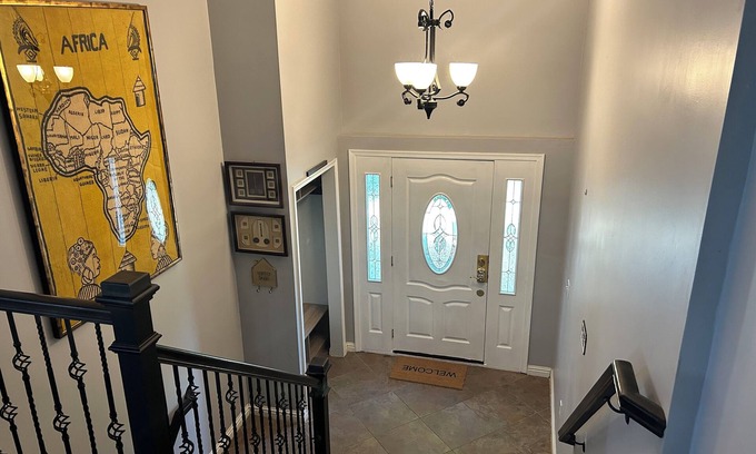 Southeast House | Spacious 5-bedroom townhome with WiFi, equipment room in beautiful Washington DC
