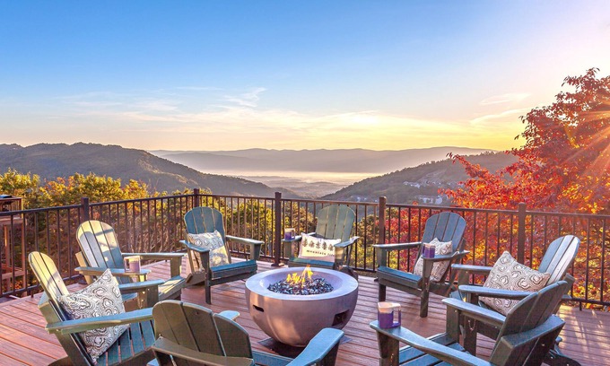 McGaheysville House | Spacious 5BR w/epic views, 2 decks, game room, one-step entry, family-friendly!