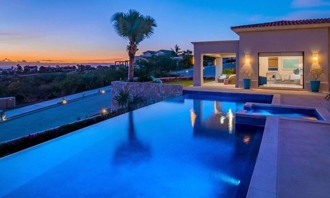 San Jose del Cabo House | Spacious 6 bedroom private home with gorgeous ocean views!