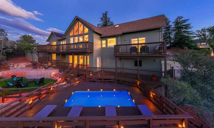 Cottonwood-Verde Village House | Spacious 7-bedroom House in Breathtaking Cottonwood with 11 Beds and amenities.