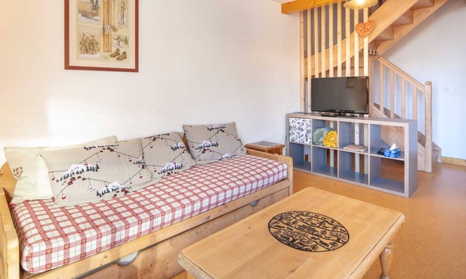 Saint-Sorlin-d'Arves Apartment | Spacious apt 8 ppl, near the ski station
