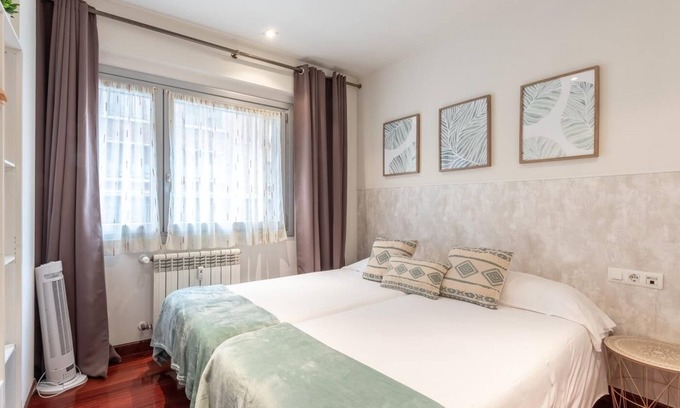 Bilbao City Centre Apartment | Spacious and cosy next to Zabalburu Square