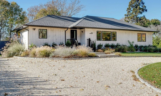 Cutchogue House | Spacious and Modern North Fork Home Close to Multiple Wineries, Perfect for.