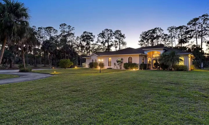 Rural Estates House | Spacious and Private Pool Home- Pet Friendly