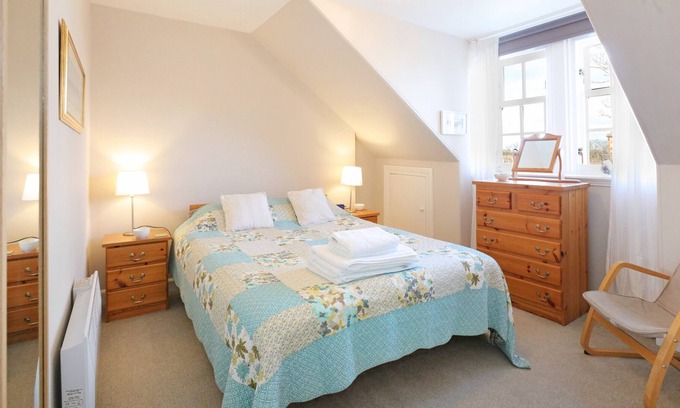 North Berwick Apartment | Spacious apartment, ideal for families, within walking distance of all amenities. Sleeps 6.