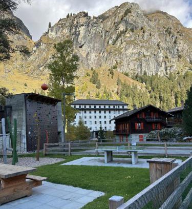Fionnay Apartment | Spacious apartment