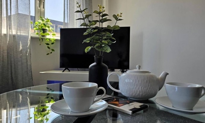 Northampton Apartment | Spacious Apartment -2 Bedroom With 2 En-suite Bathrooms