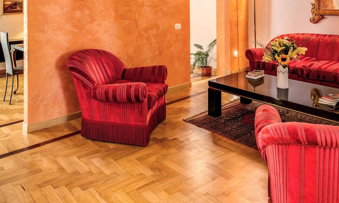 Rione II Trevi Apartment | Spacious apartment, three bedrooms, three private bathrooms at the Fountain