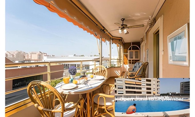 Santa Pola Apartment | Spacious Apartment with Swimming Pool and 2 parking spaces