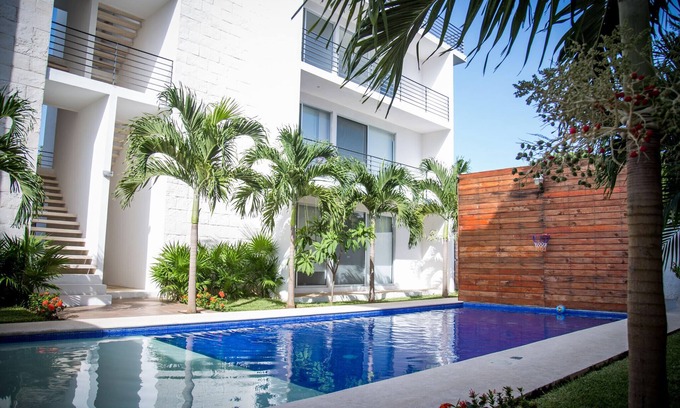 Ejidal Condo | Spacious & breezy 1 bedroom penthouse with rooftop and grill
