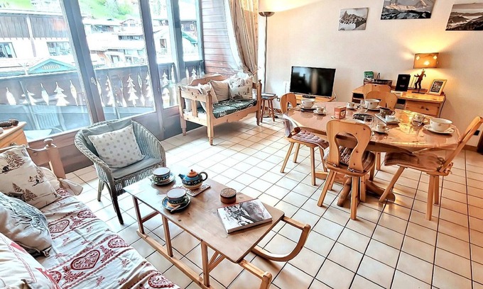 Les Gets Apartment | Spacious, Bright Apartment in Central Les Gets with Balcony and Ski Locker
