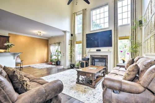 Morrisville House | Spacious Cary Retreat with Patio and Pool Access!