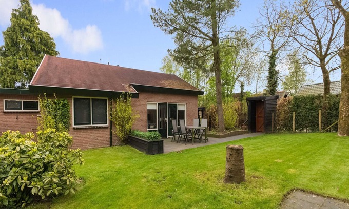 Garderen House | Spacious Chalet in Garderen with fenced garden