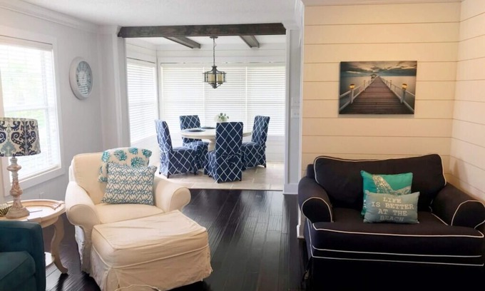 Saint Simons Heights Condo | Spacious Comfortable 2 Bedroom/2 Bath Condo - Gated South End