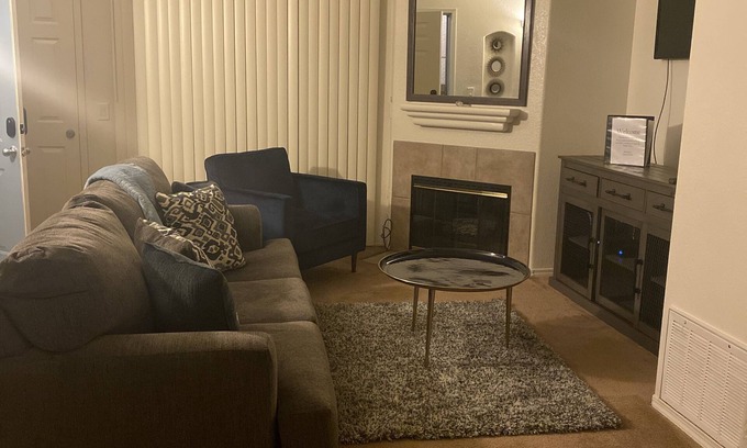 North Las Vegas Condo | Spacious Condo 20 minutes from the Strip