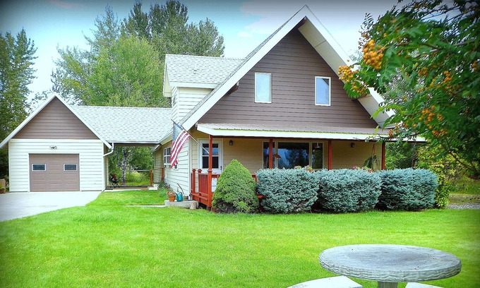 Florence House | Spacious Country Home Ideal For Family And Friends