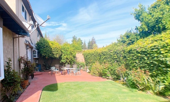 Mission Valley House | Spacious & Cozy 2Br/2.5 Bth House in Fremont