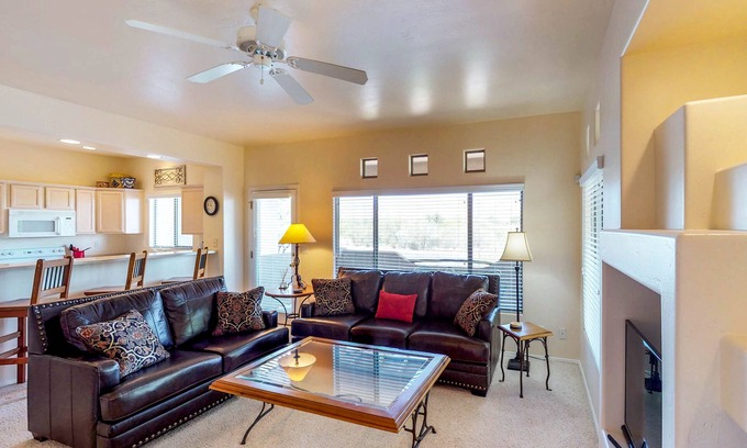 Rancho Vistoso Condo | Spacious, dog-friendly condo with pool & hot tub