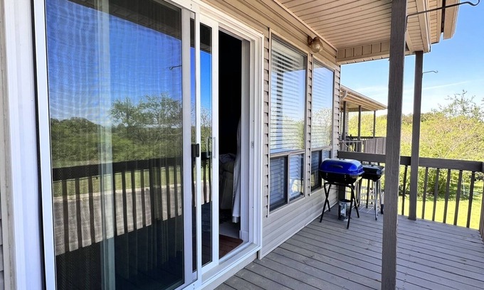 Heber Springs Condo | Spacious East of Eden Condo near Sandy Beach!